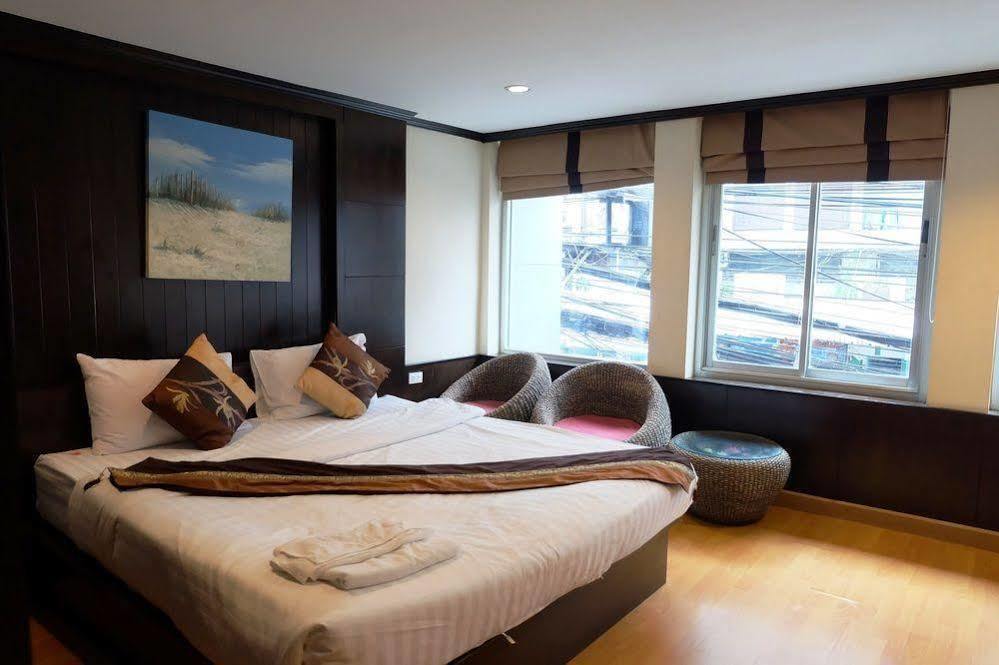 Everest Boutique Hotel バンコク都 エクステリア 写真